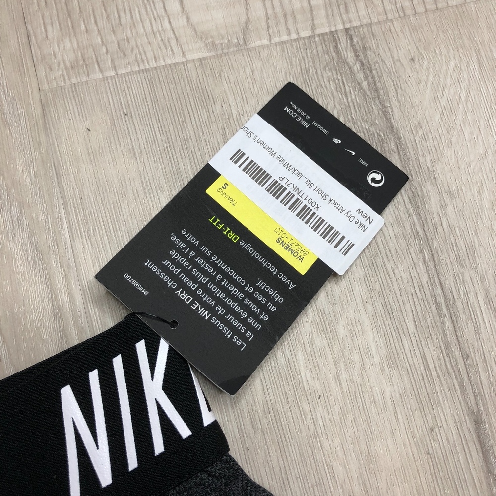 Nike Women's Dry Attack Training Shorts Small - Picture 2 of 7